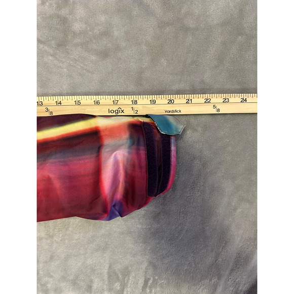 Volcom ZEEZ Plaid Jacket Women’s S Waterproof Snowboard Ski Streetwear - Picture 13 of 13